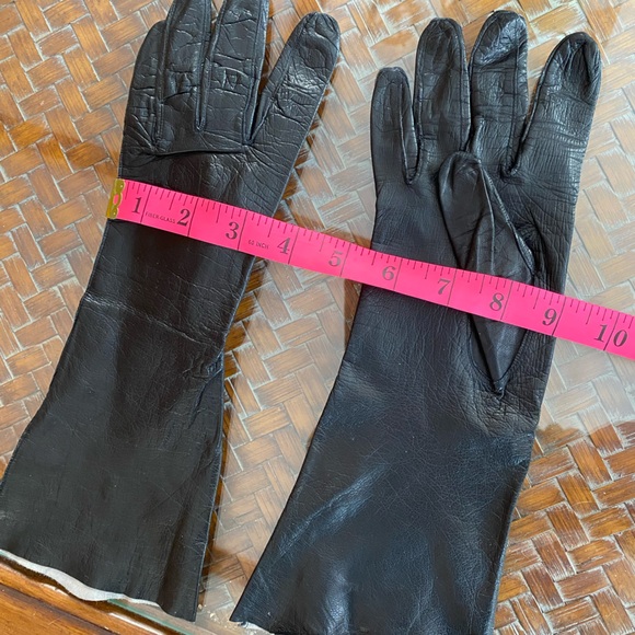 Rare vintage Eaton Vanity Fair Velkid black leather gloves - Picture 9 of 11